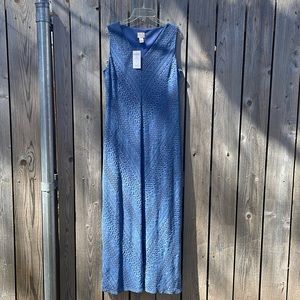 Chico’s Lace Maggie Dress. Stone Blue. Size 1 small to medium at Chico’s!